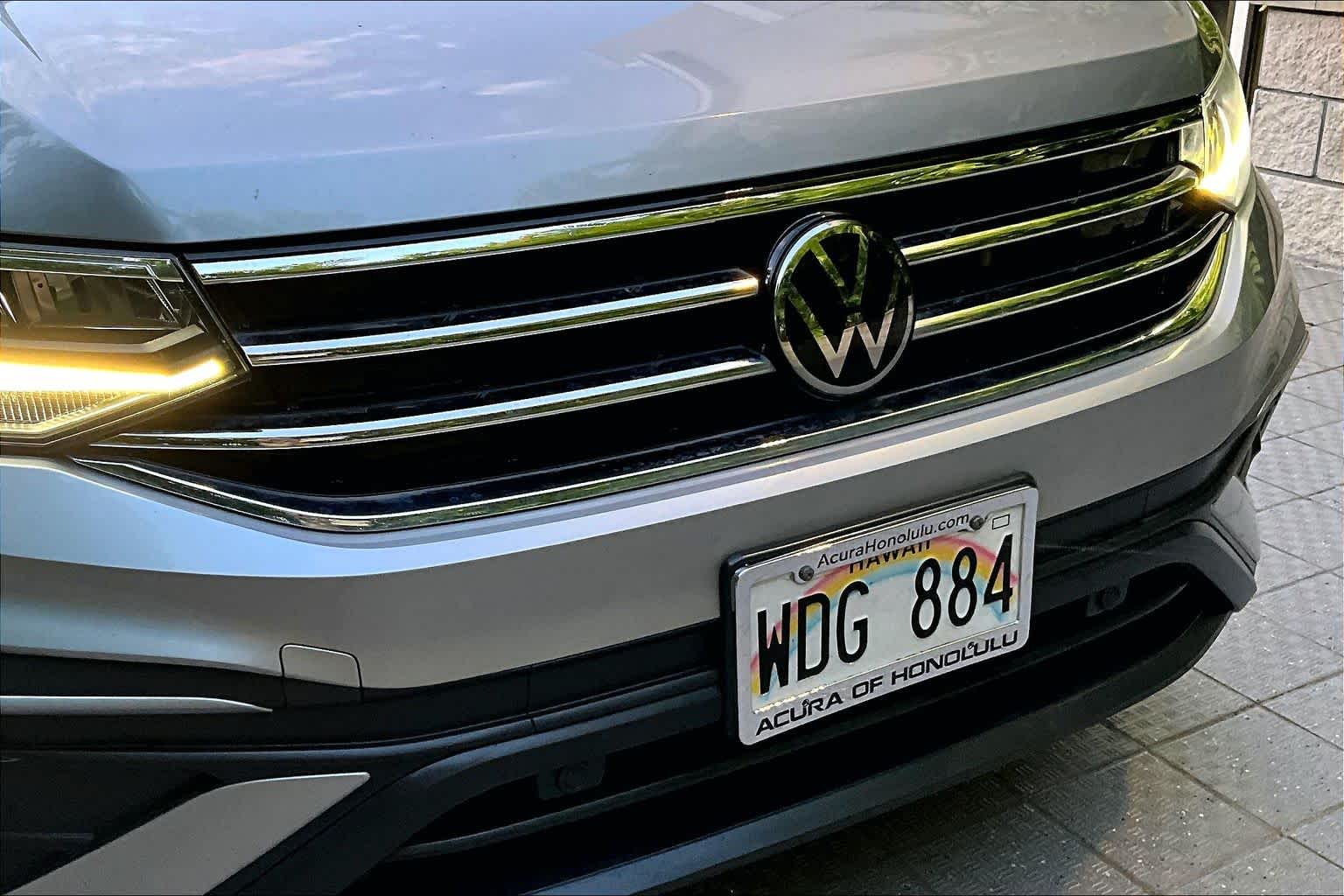 Thumbnail: 2022 Volkswagen Tiguan - 33