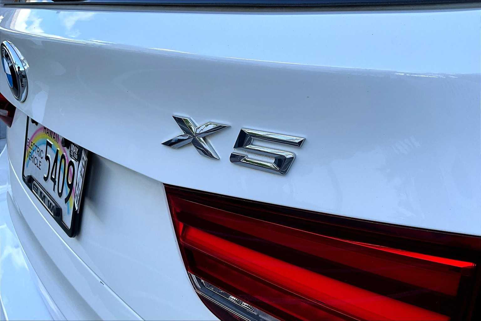 Thumbnail: 2017 BMW X5 - 8