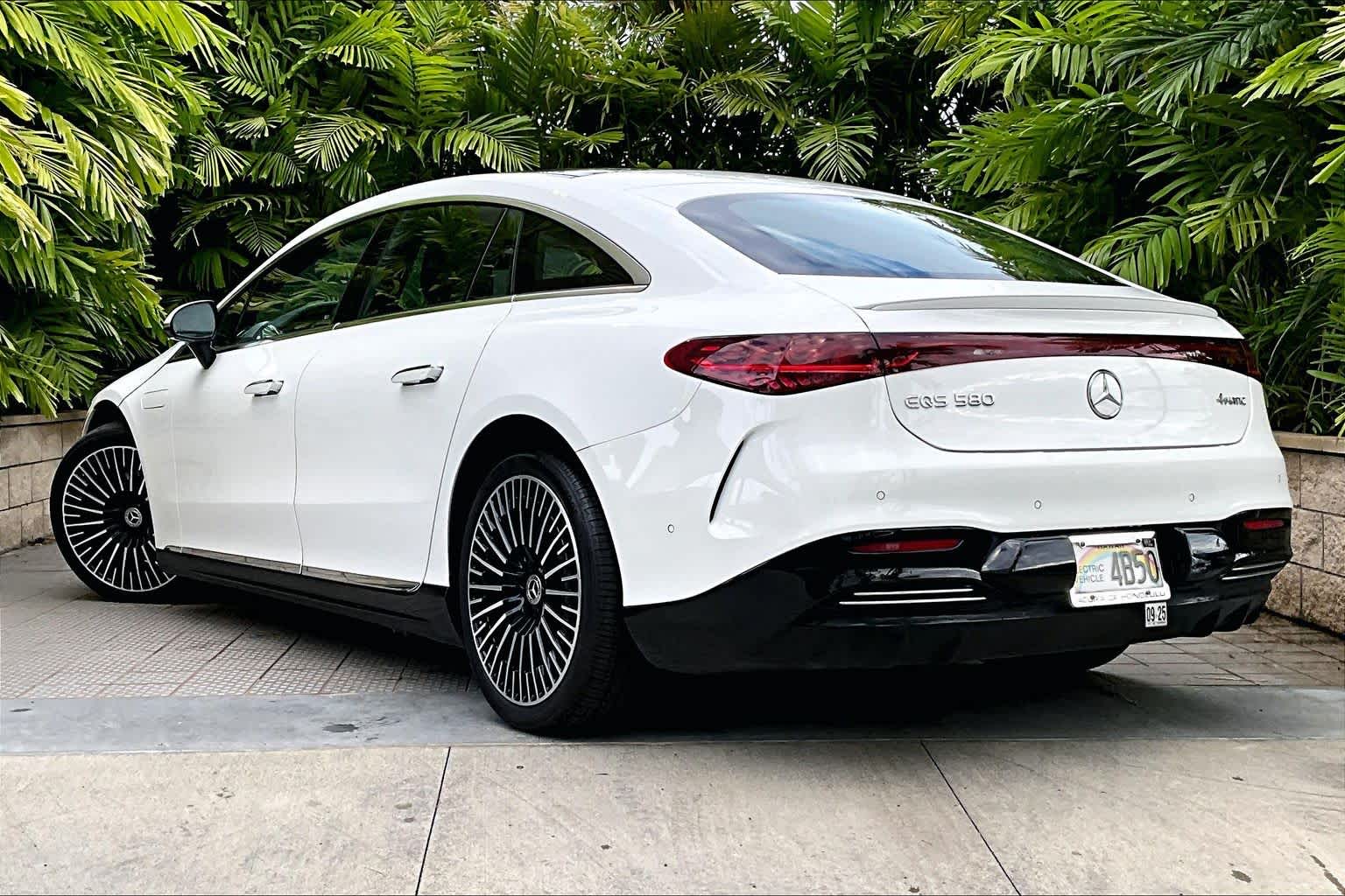 Thumbnail: 2022 Mercedes-Benz EQS - 5