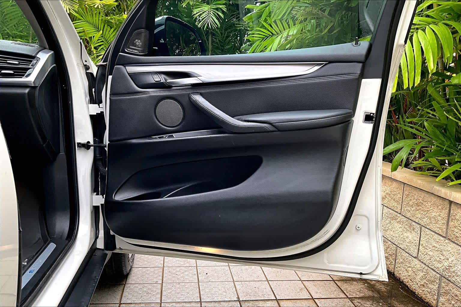 Thumbnail: 2016 BMW X5 - 29