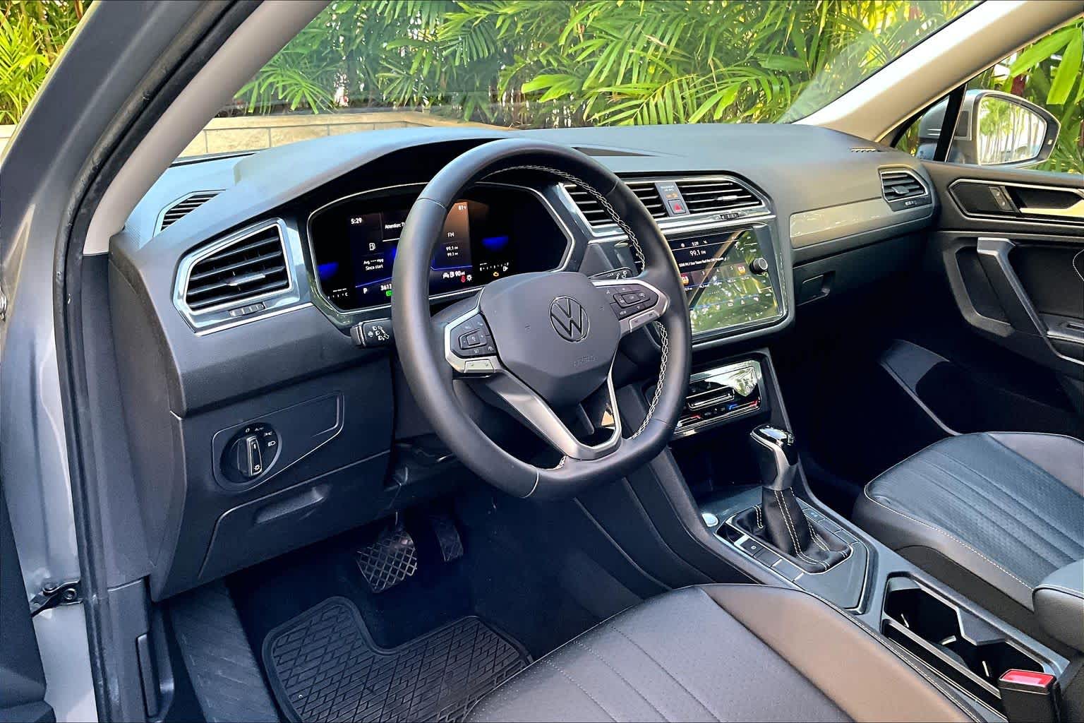 Thumbnail: 2022 Volkswagen Tiguan - 2