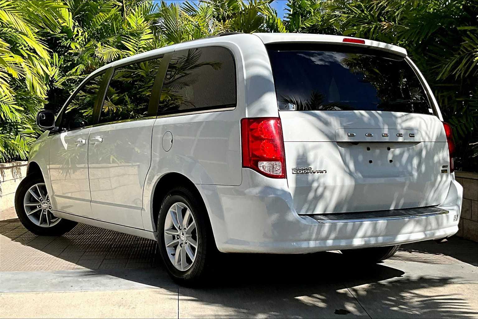 Thumbnail: 2019 Dodge Grand Caravan - 5