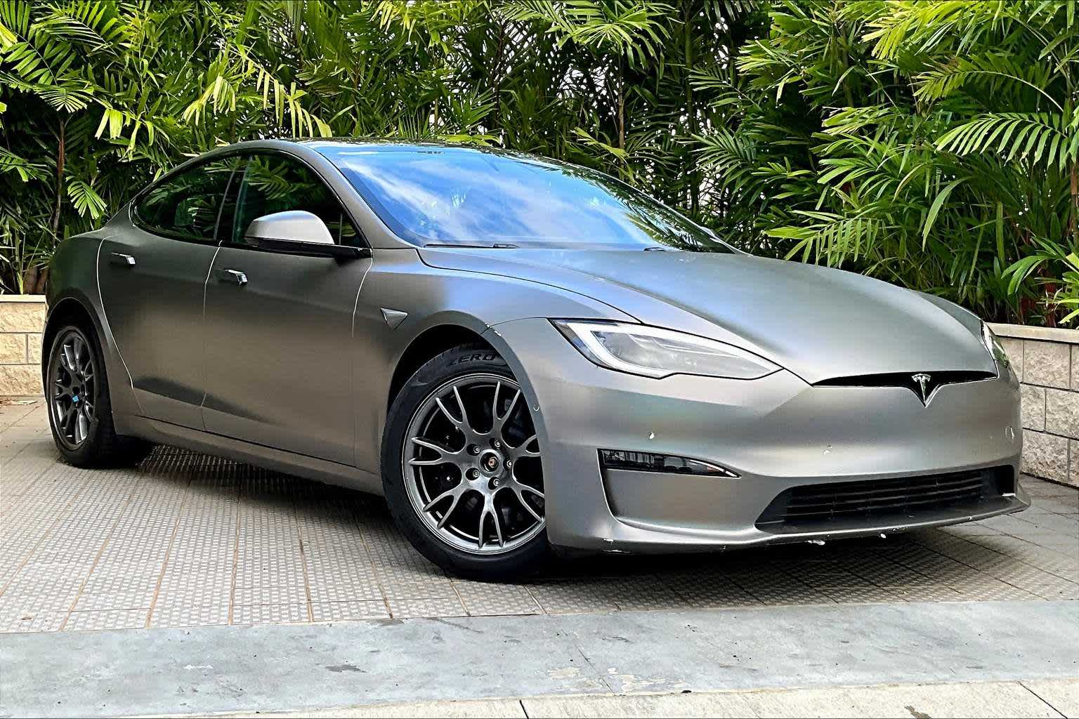 Thumbnail: 2022 Tesla Model S - 22