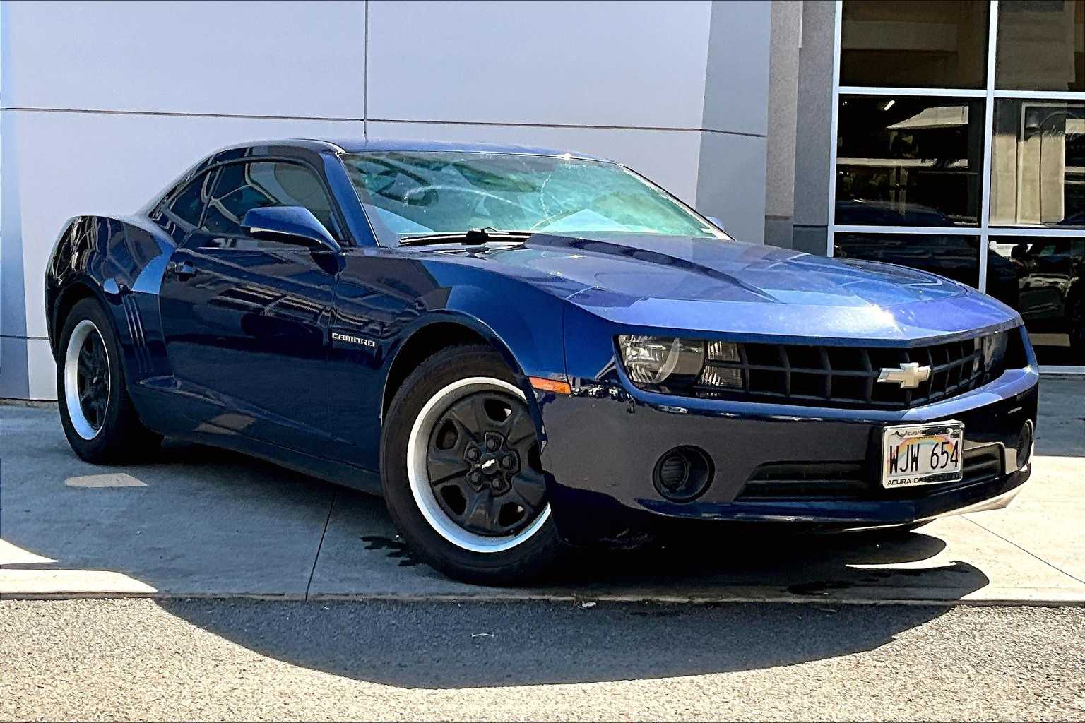 Thumbnail: 2012 Chevrolet Camaro - 18