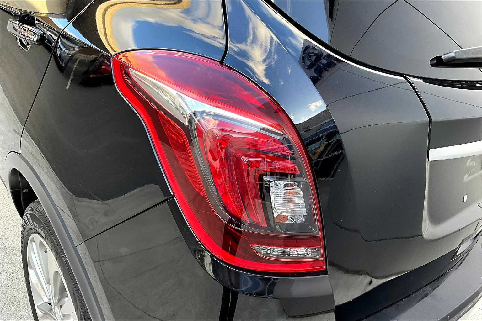 Thumbnail: 2019 Buick Encore - 32