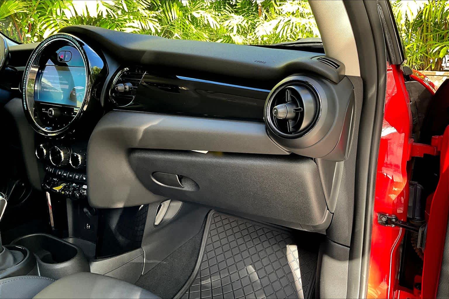 Thumbnail: 2024 MINI Cooper Hardtop - 23