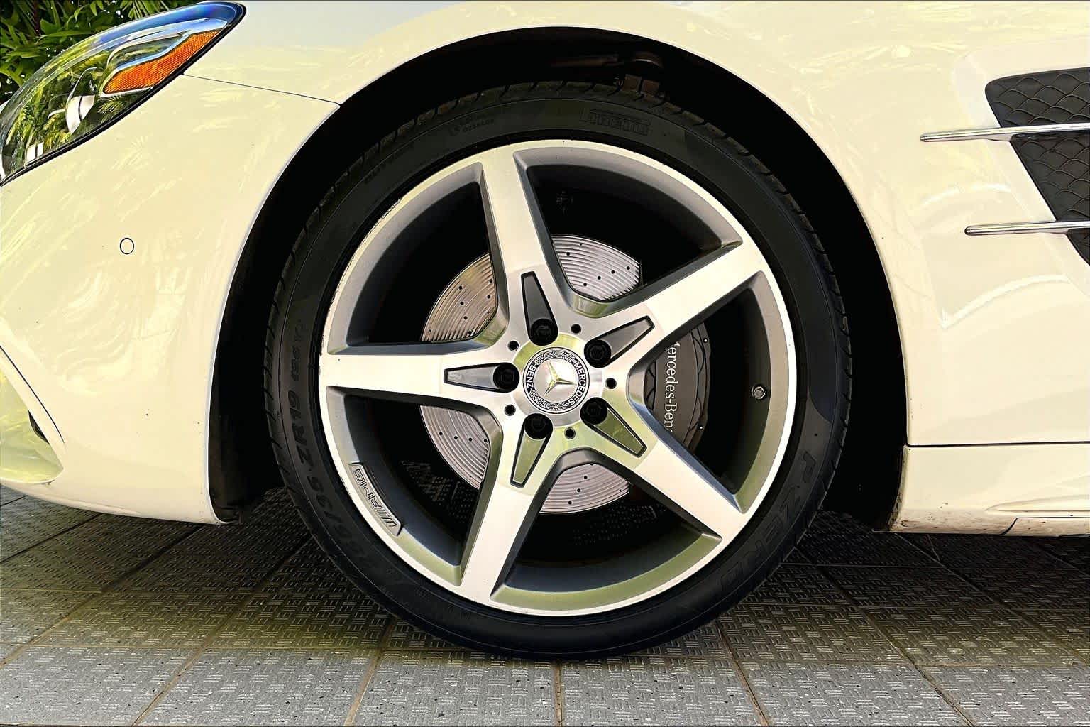 Thumbnail: 2017 Mercedes-Benz SL-Class - 9