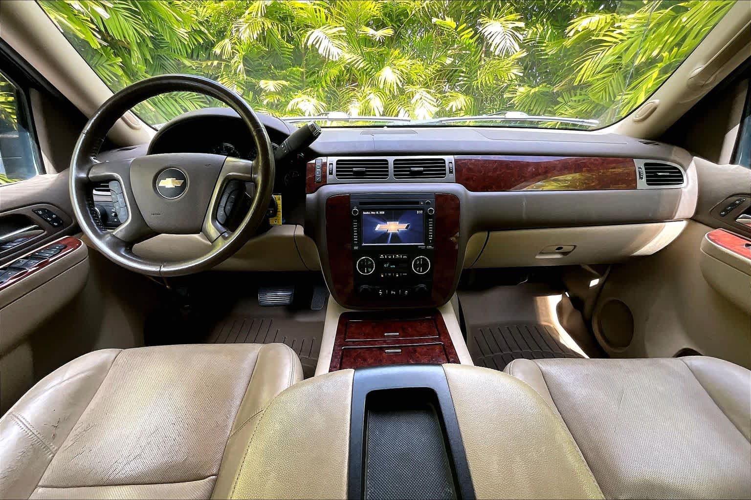 Thumbnail: 2013 Chevrolet Avalanche 1500 - 11