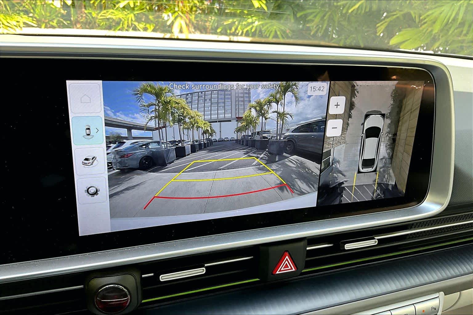 Thumbnail: 2025 Hyundai Ioniq 6 - 27