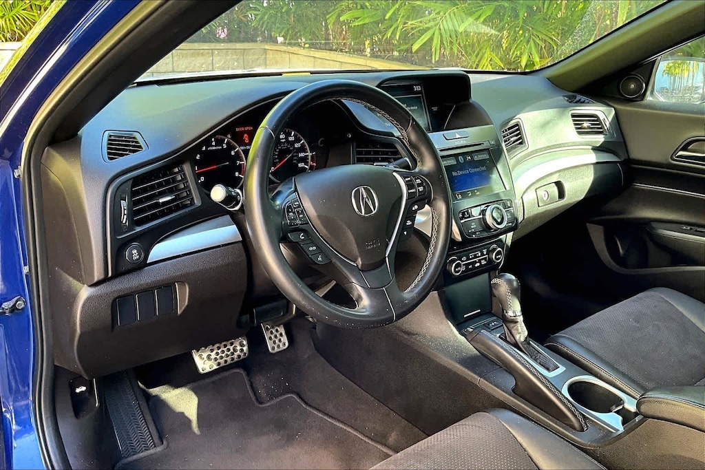 Used 2017 Acura ILX Premium A-SPEC Sedan