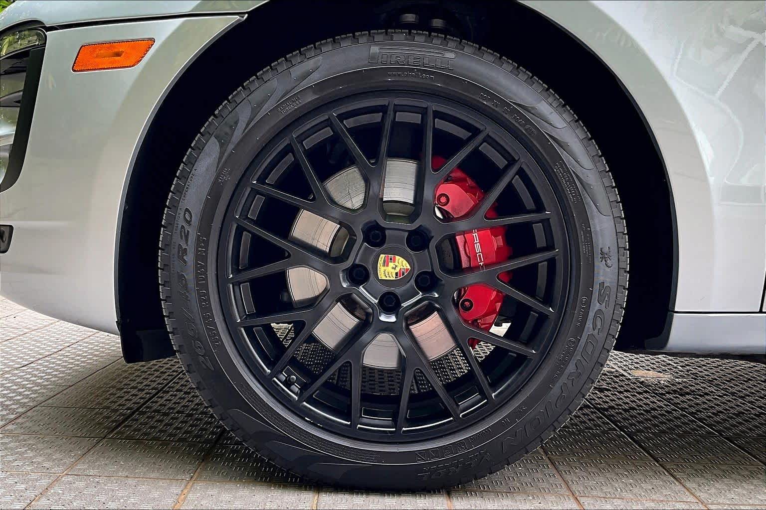 Thumbnail: 2017 Porsche Macan - 9