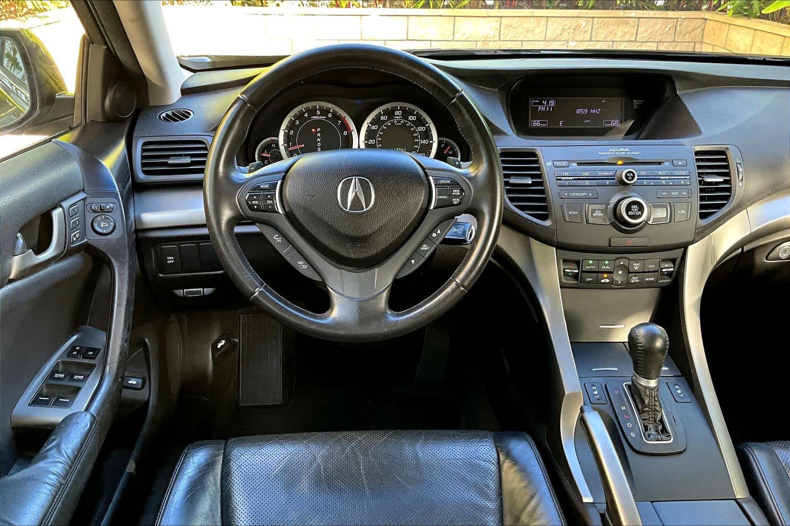 Thumbnail: 2010 Acura TSX - 15