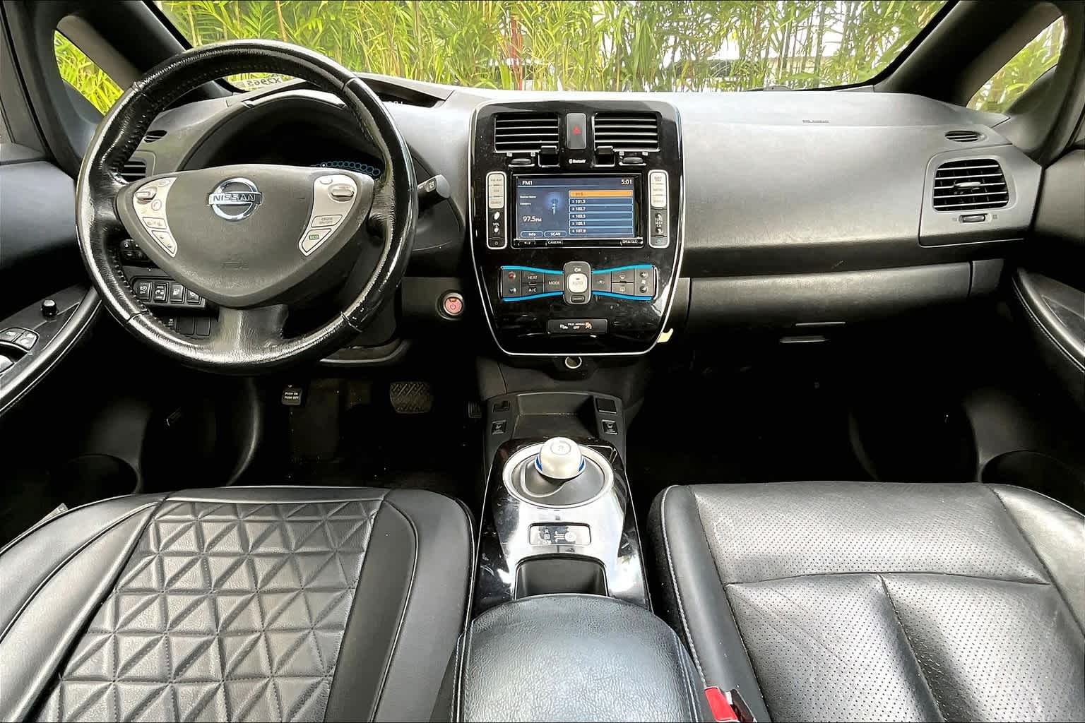 2013 Nissan Leaf SL 10