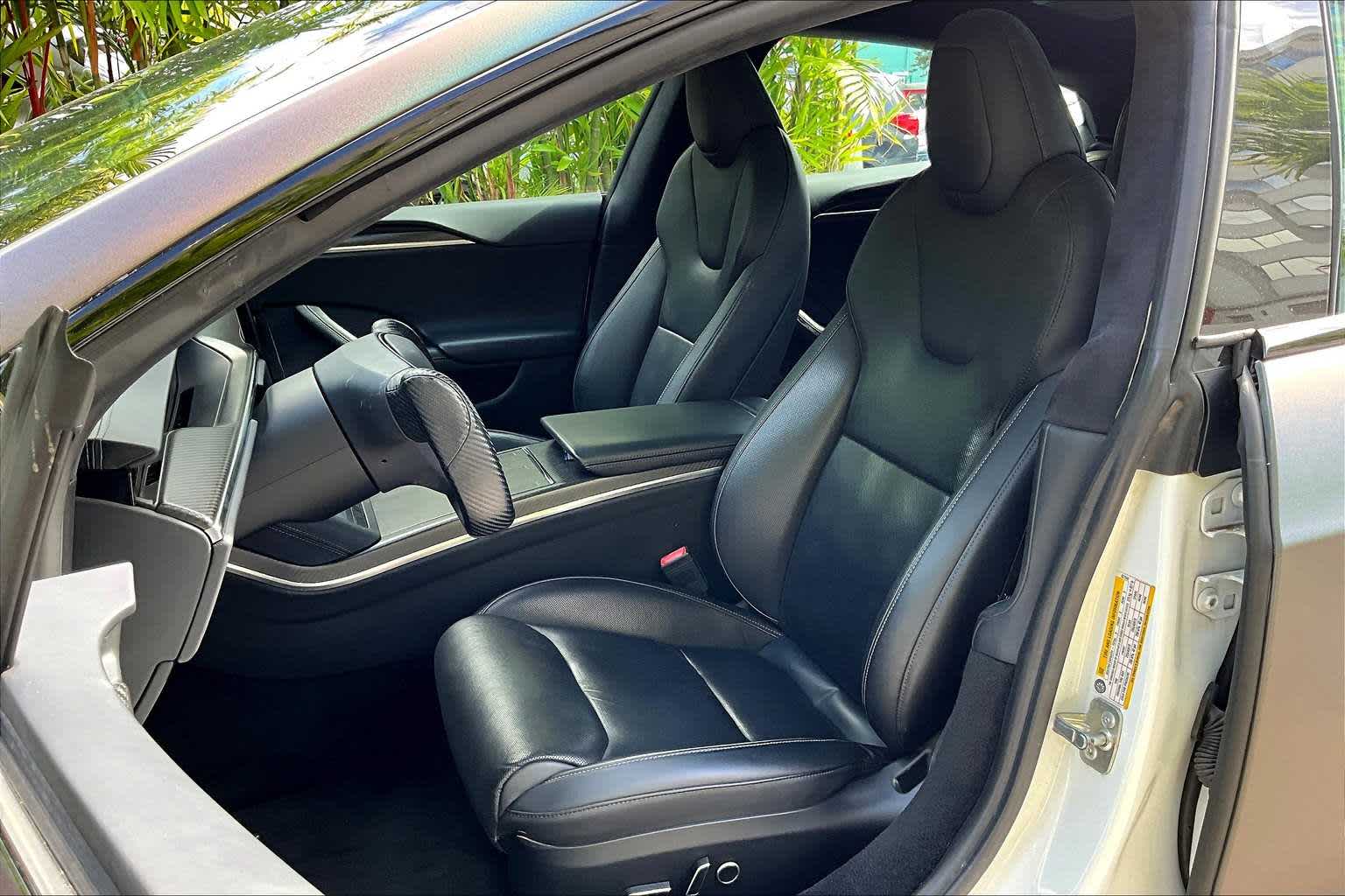 Thumbnail: 2022 Tesla Model S - 12