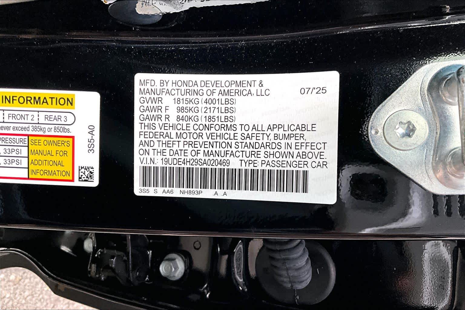 Thumbnail: 2025 Acura Integra - 23