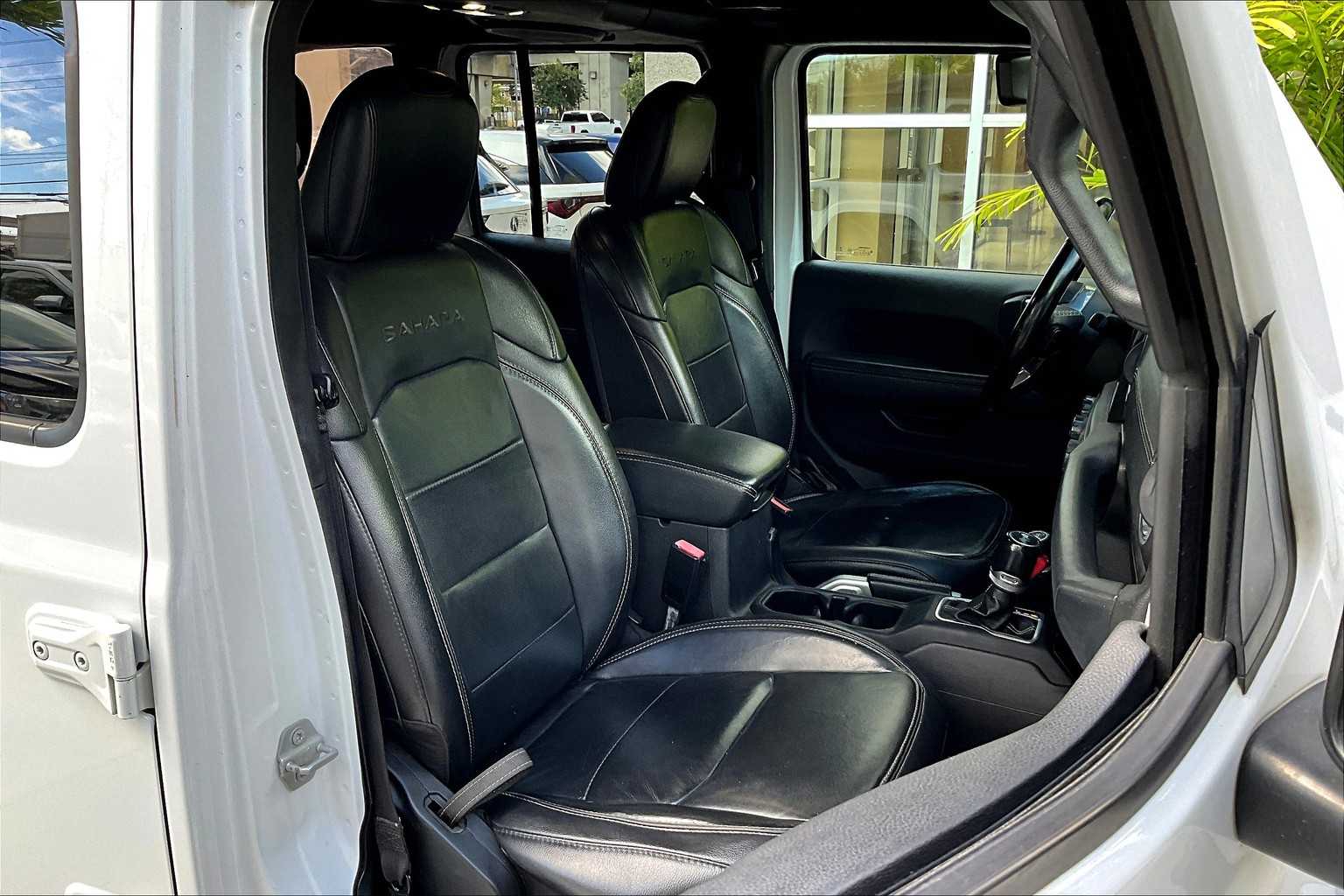 Thumbnail: 2021 Jeep Wrangler - 14
