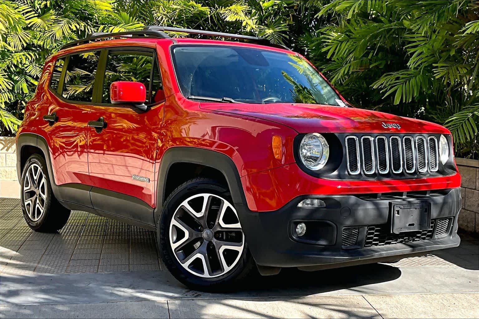 Thumbnail: 2015 Jeep Renegade - 22