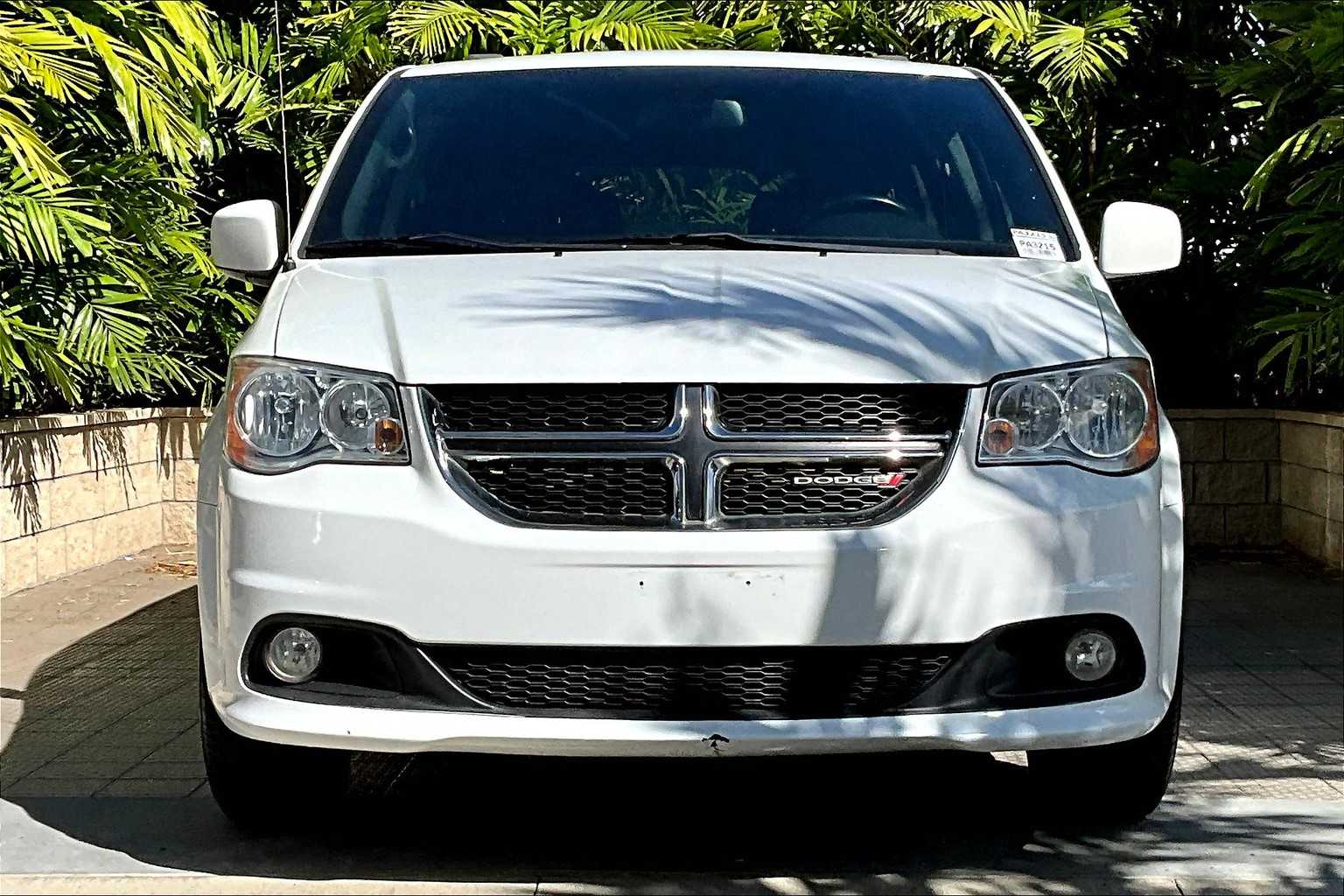 Thumbnail: 2019 Dodge Grand Caravan - 7