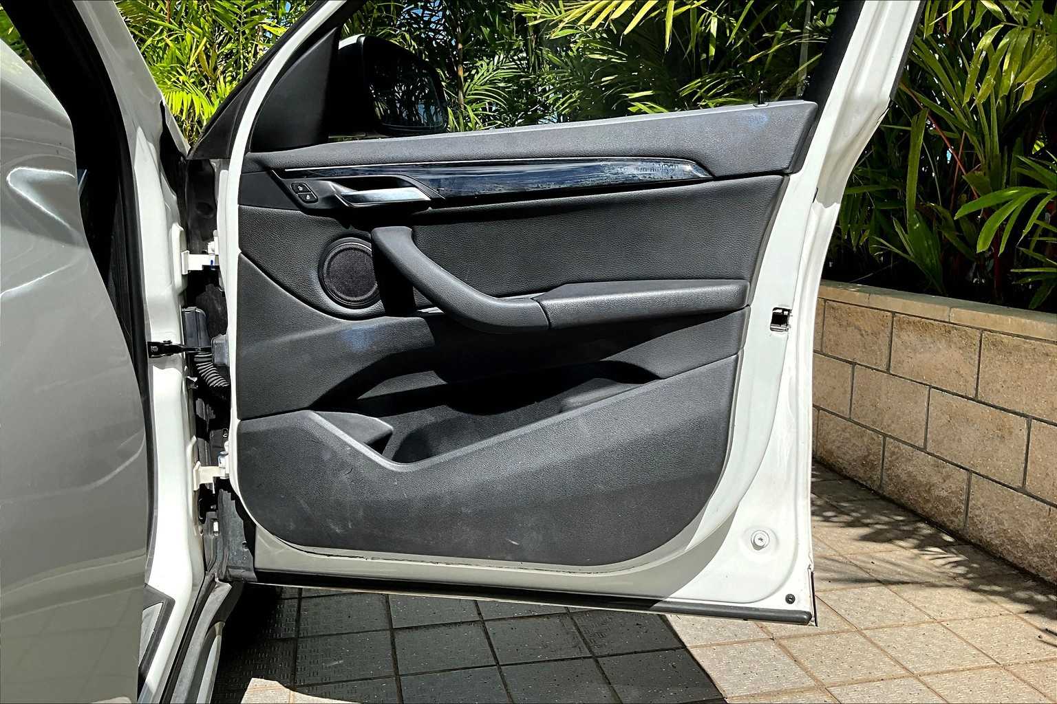 Thumbnail: 2016 BMW X1 - 29