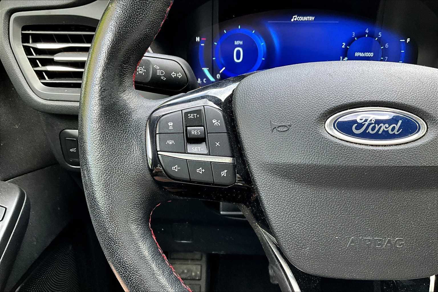 Thumbnail: 2021 Ford Escape - 25