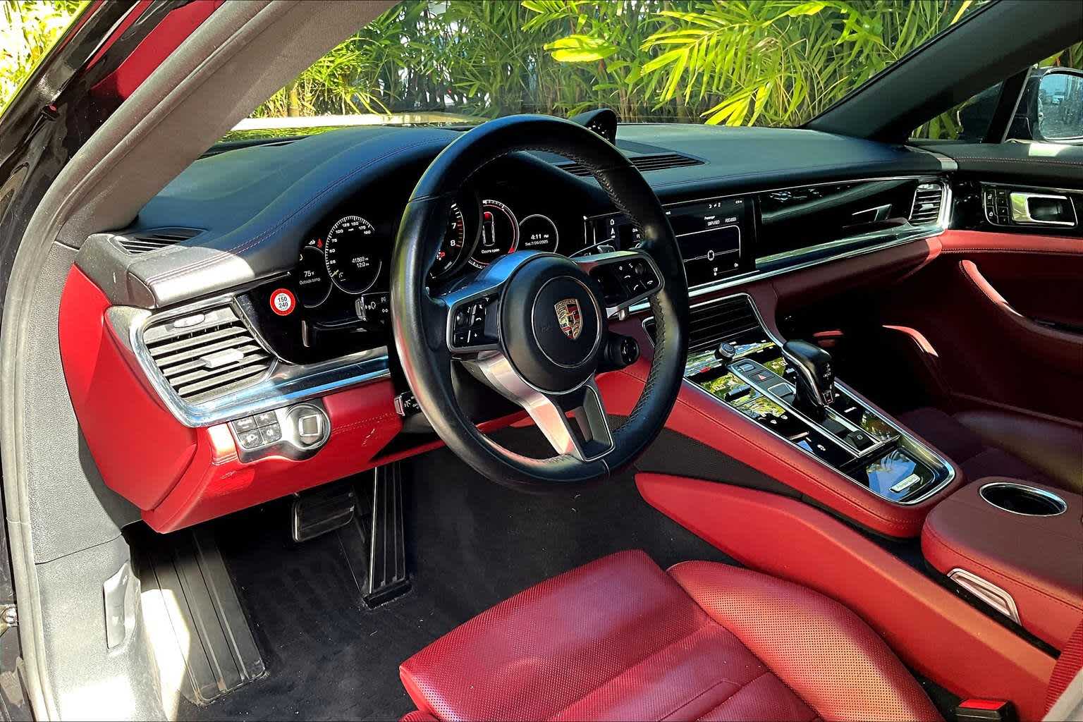 Thumbnail: 2020 Porsche Panamera - 3
