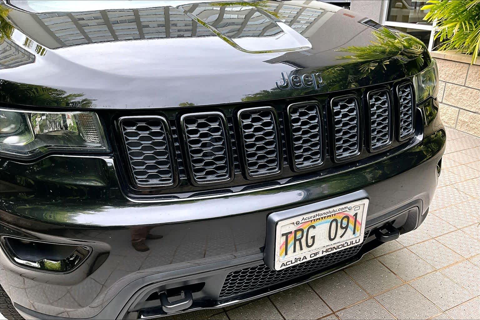 Thumbnail: 2018 Jeep Grand Cherokee - 34