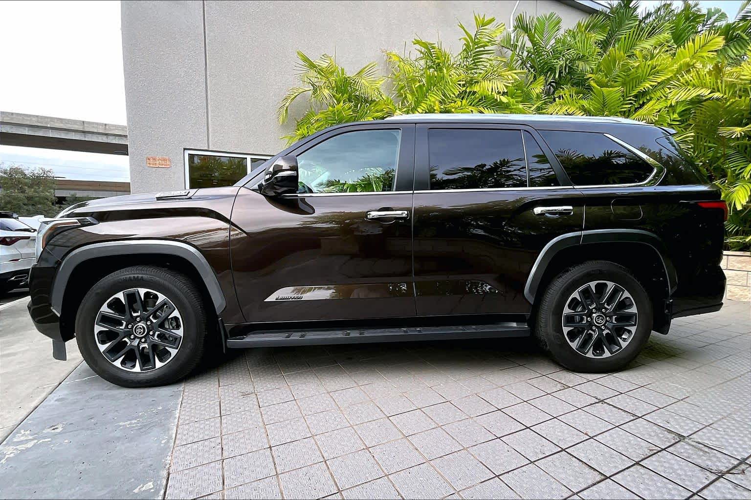 Thumbnail: 2024 Toyota Sequoia - 4