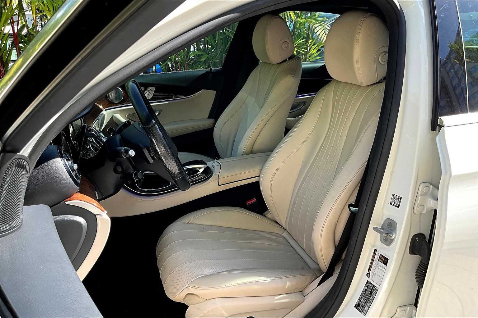 Thumbnail: 2017 Mercedes-Benz E-Class - 12