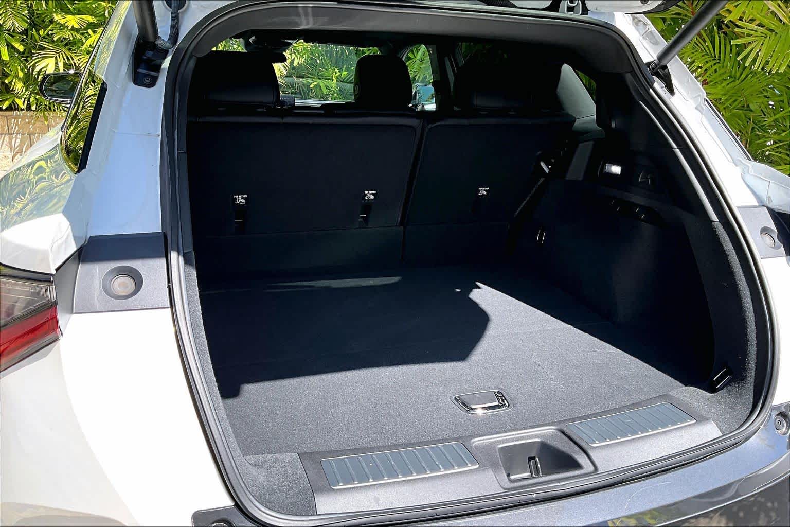 Thumbnail: 2024 Acura ZDX - 19