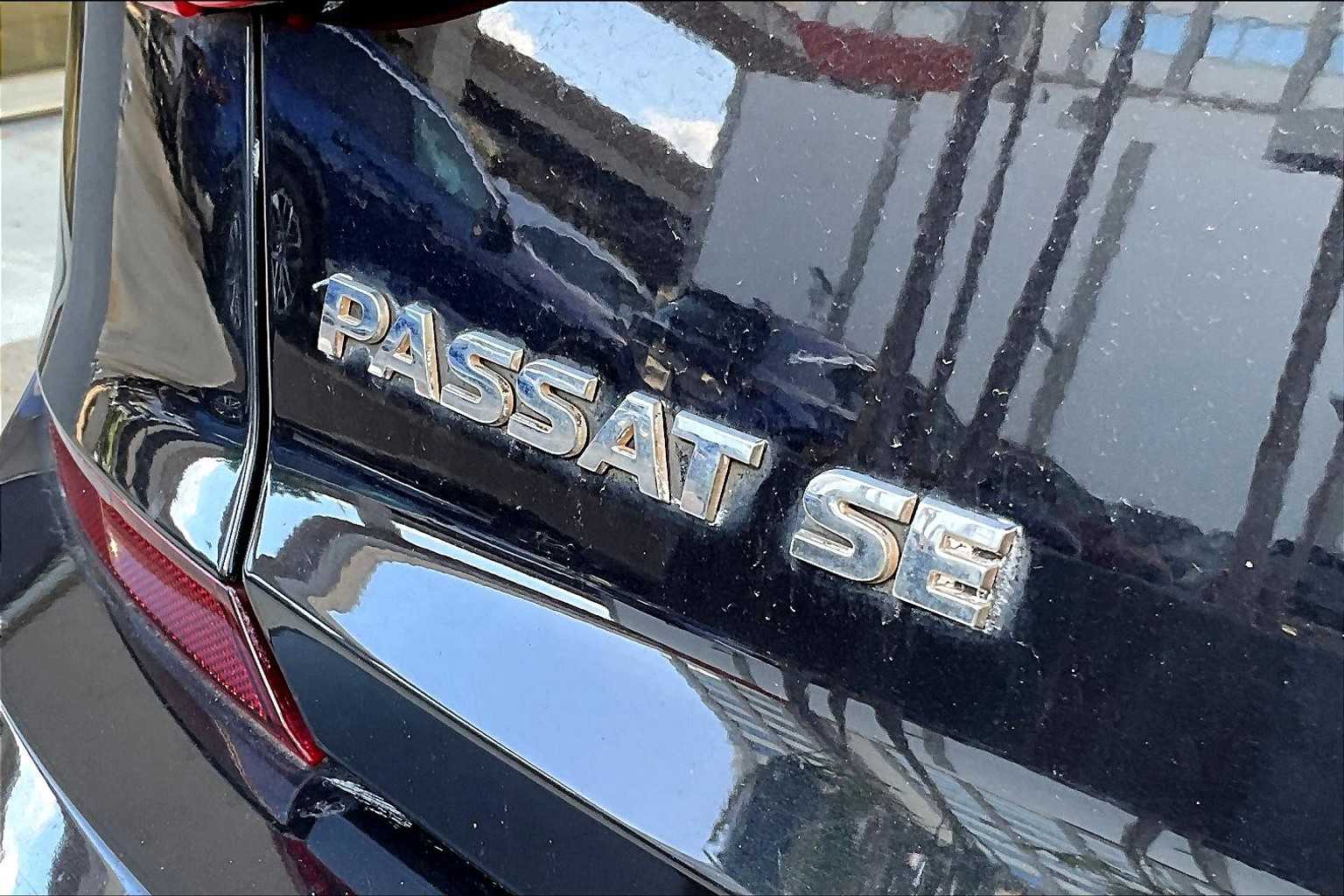 Thumbnail: 2018 Volkswagen Passat - 7