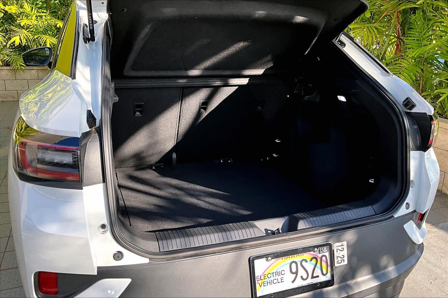 Thumbnail: 2023 Volkswagen ID.4 - 19