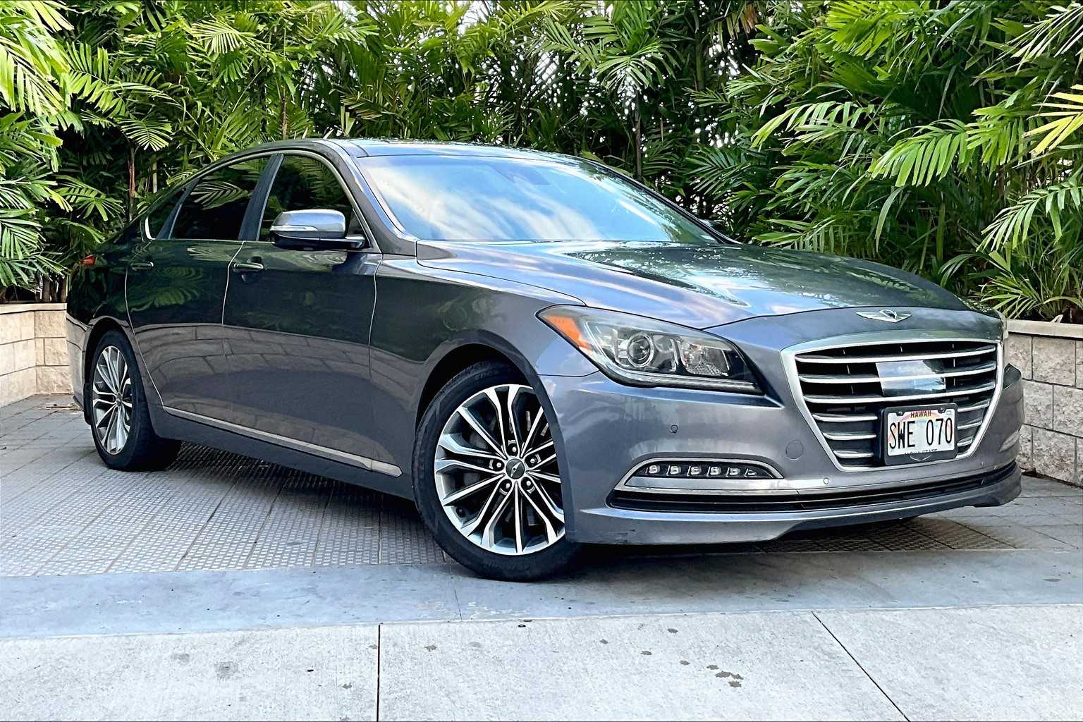 Thumbnail: 2016 Hyundai Genesis - 22
