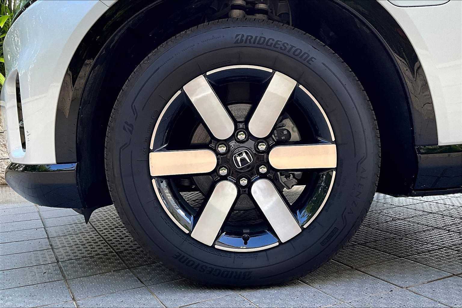 Thumbnail: 2024 Honda Prologue - 9