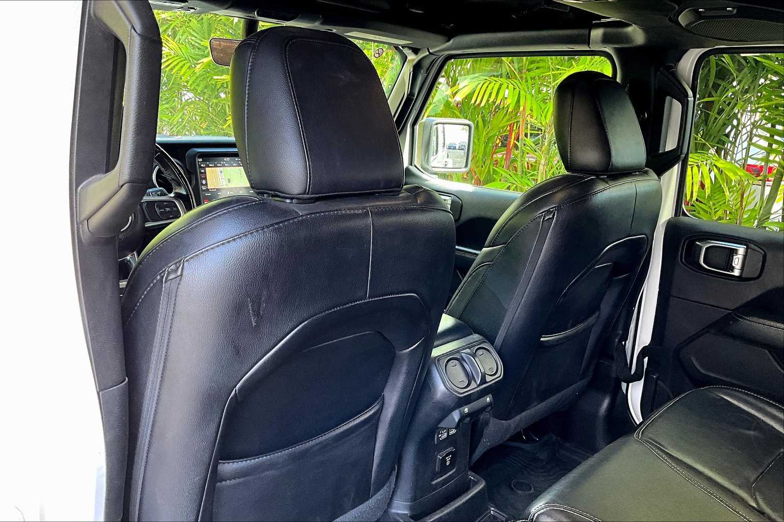 Thumbnail: 2021 Jeep Wrangler - 13