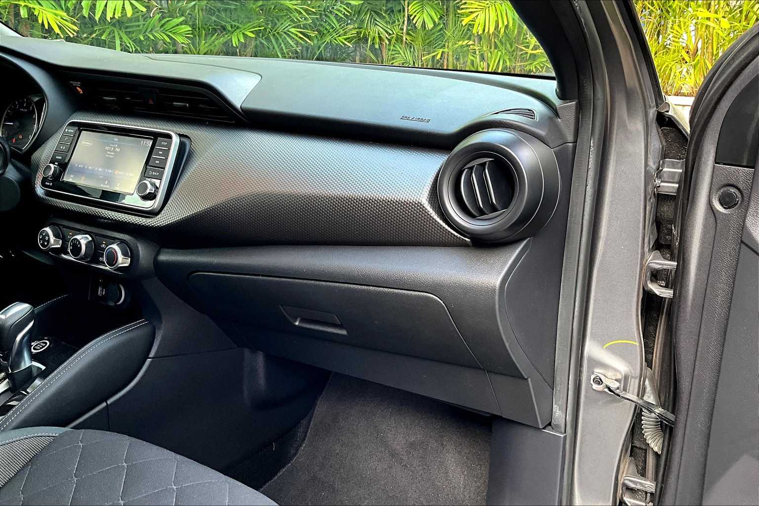Thumbnail: 2019 Nissan Kicks - 24