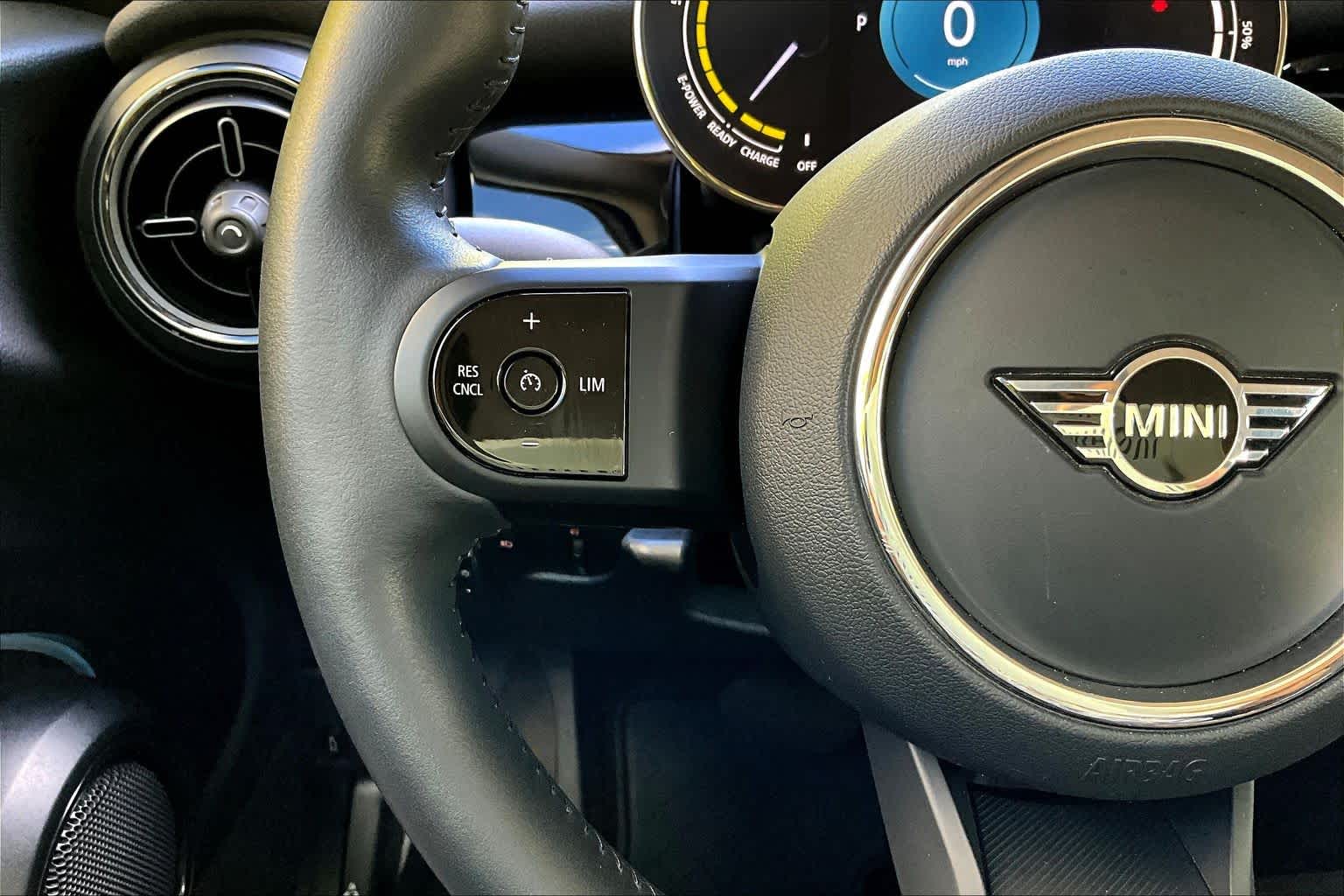 Thumbnail: 2024 MINI Cooper Hardtop - 24