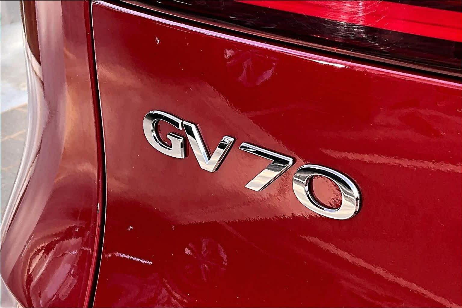 Thumbnail: 2026 Genesis GV70 - 8
