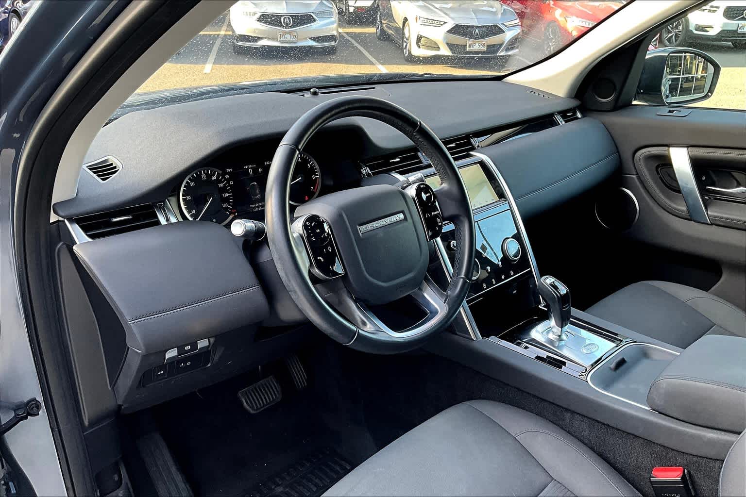 Thumbnail: 2020 Land Rover Discovery Sport - 2