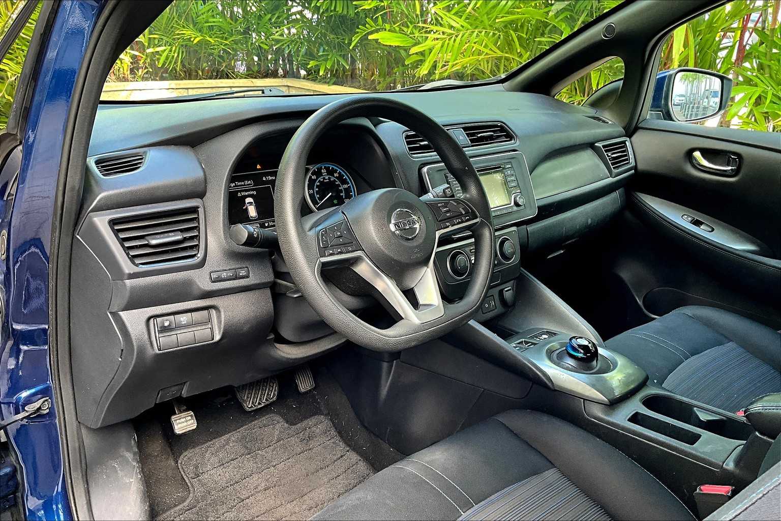 Thumbnail: 2018 Nissan Leaf - 3
