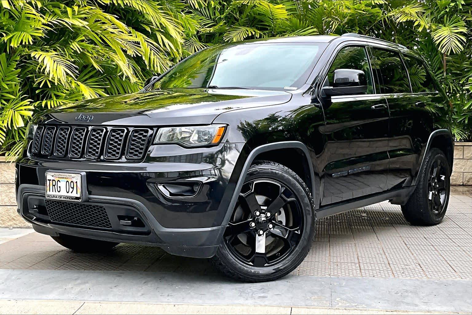 Thumbnail: 2018 Jeep Grand Cherokee - 1