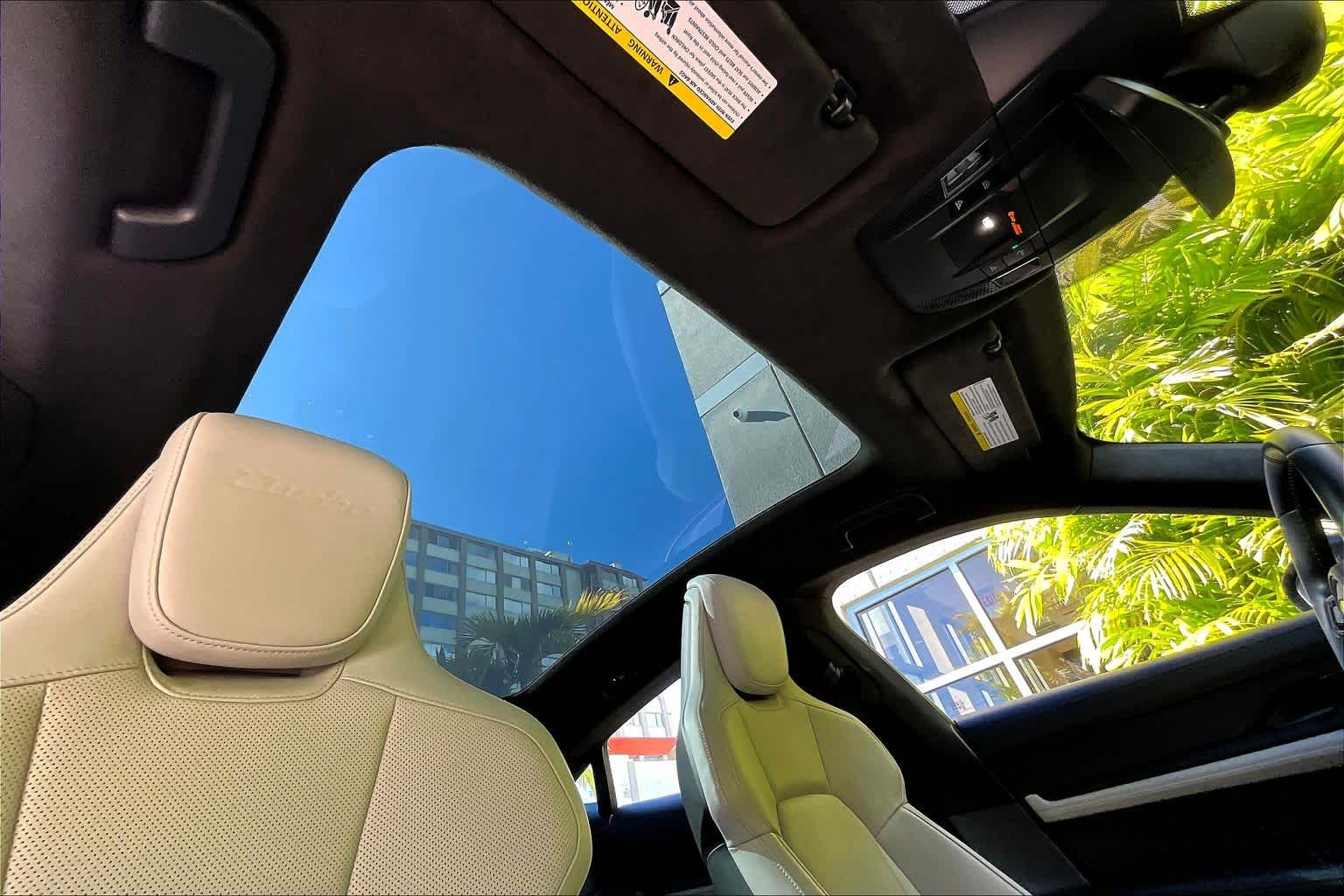 Thumbnail: 2020 Porsche Taycan - 31