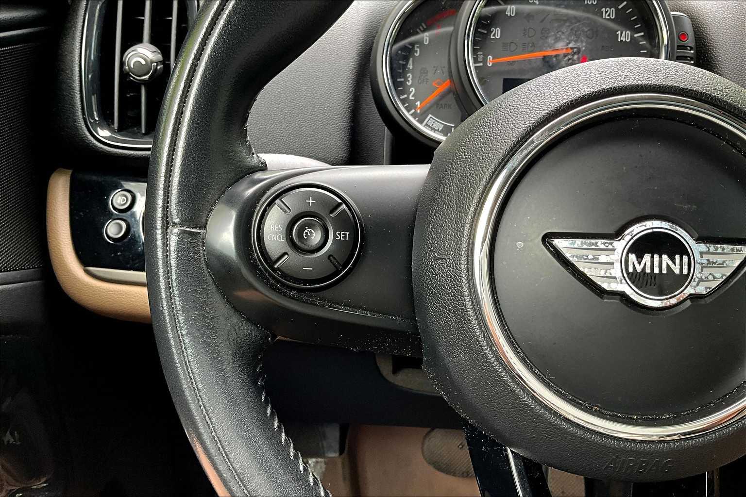 Thumbnail: 2017 MINI Cooper Countryman - 25