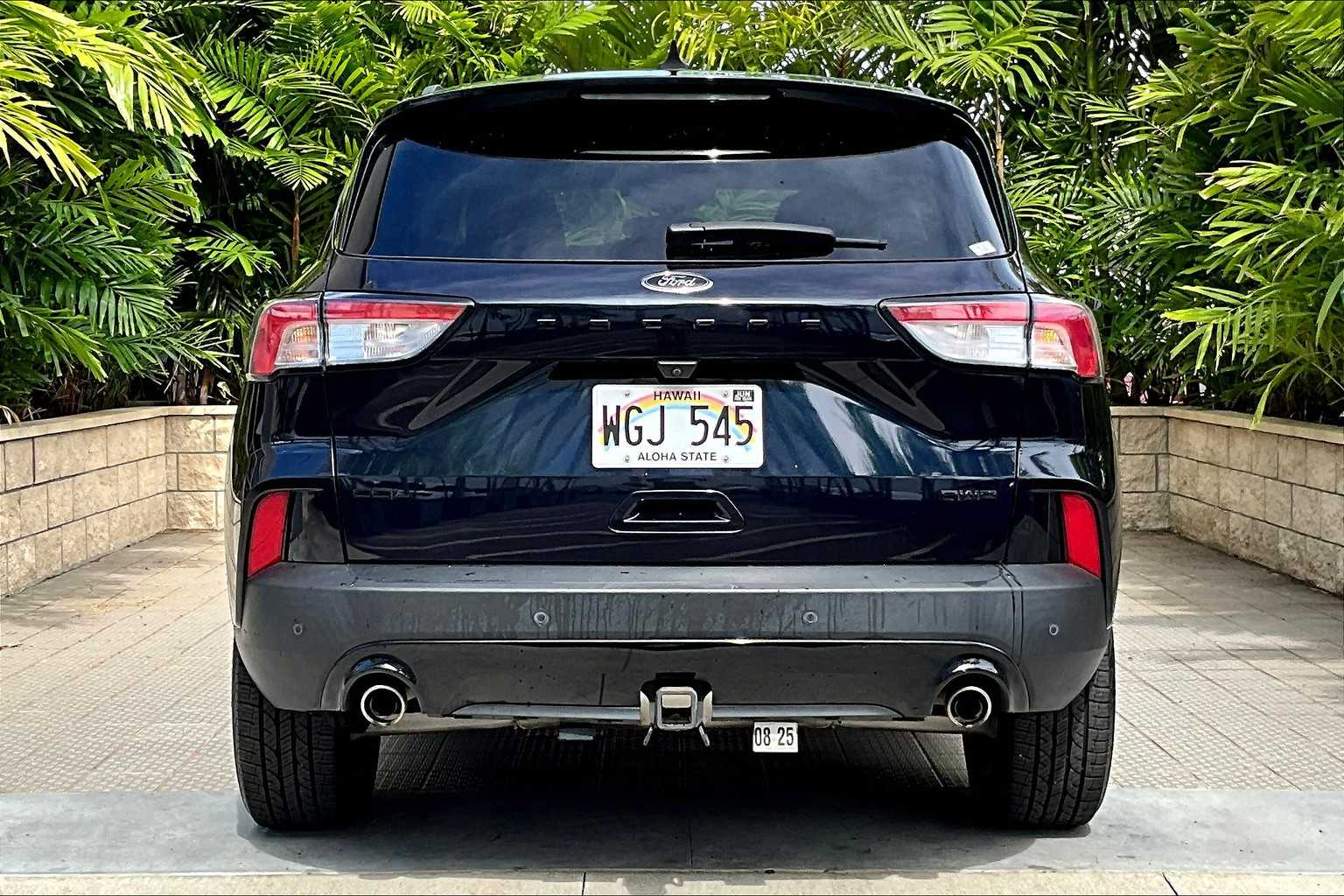 Thumbnail: 2021 Ford Escape - 6