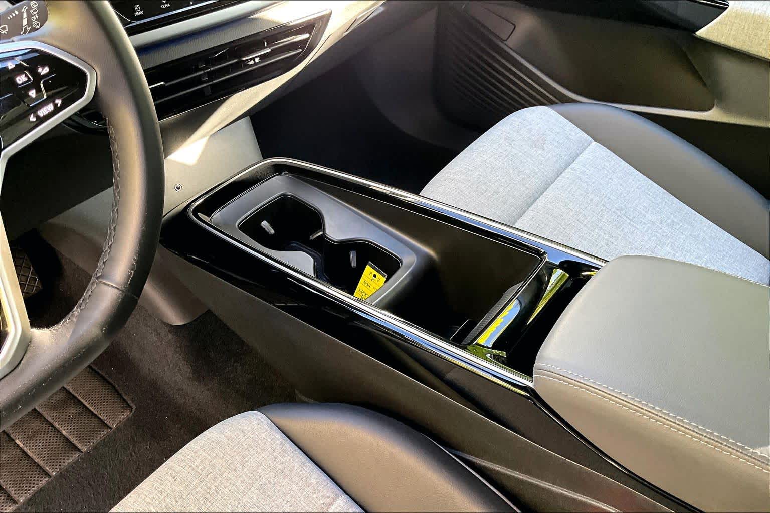 Thumbnail: 2023 Volkswagen ID.4 - 17