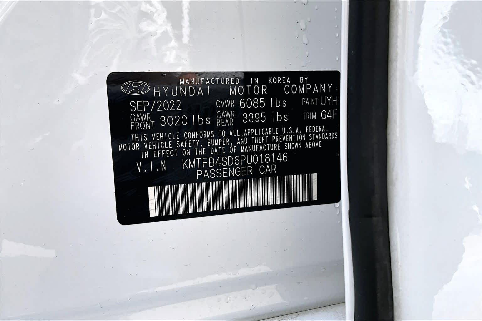 Thumbnail: 2023 Genesis G90 - 21