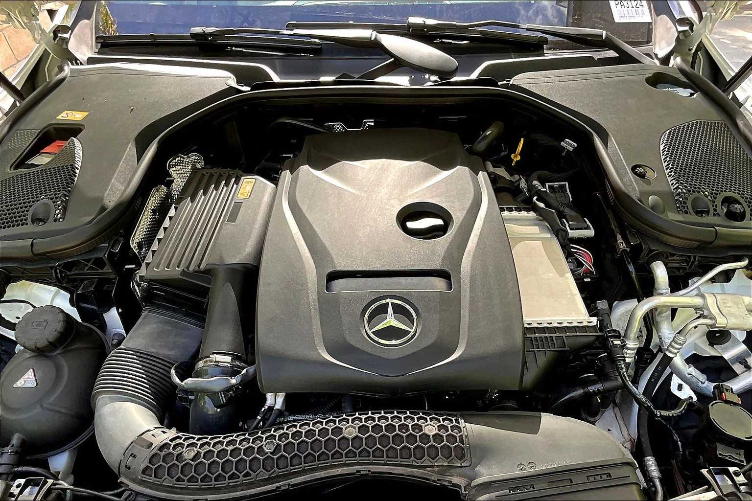 Thumbnail: 2017 Mercedes-Benz E-Class - 10