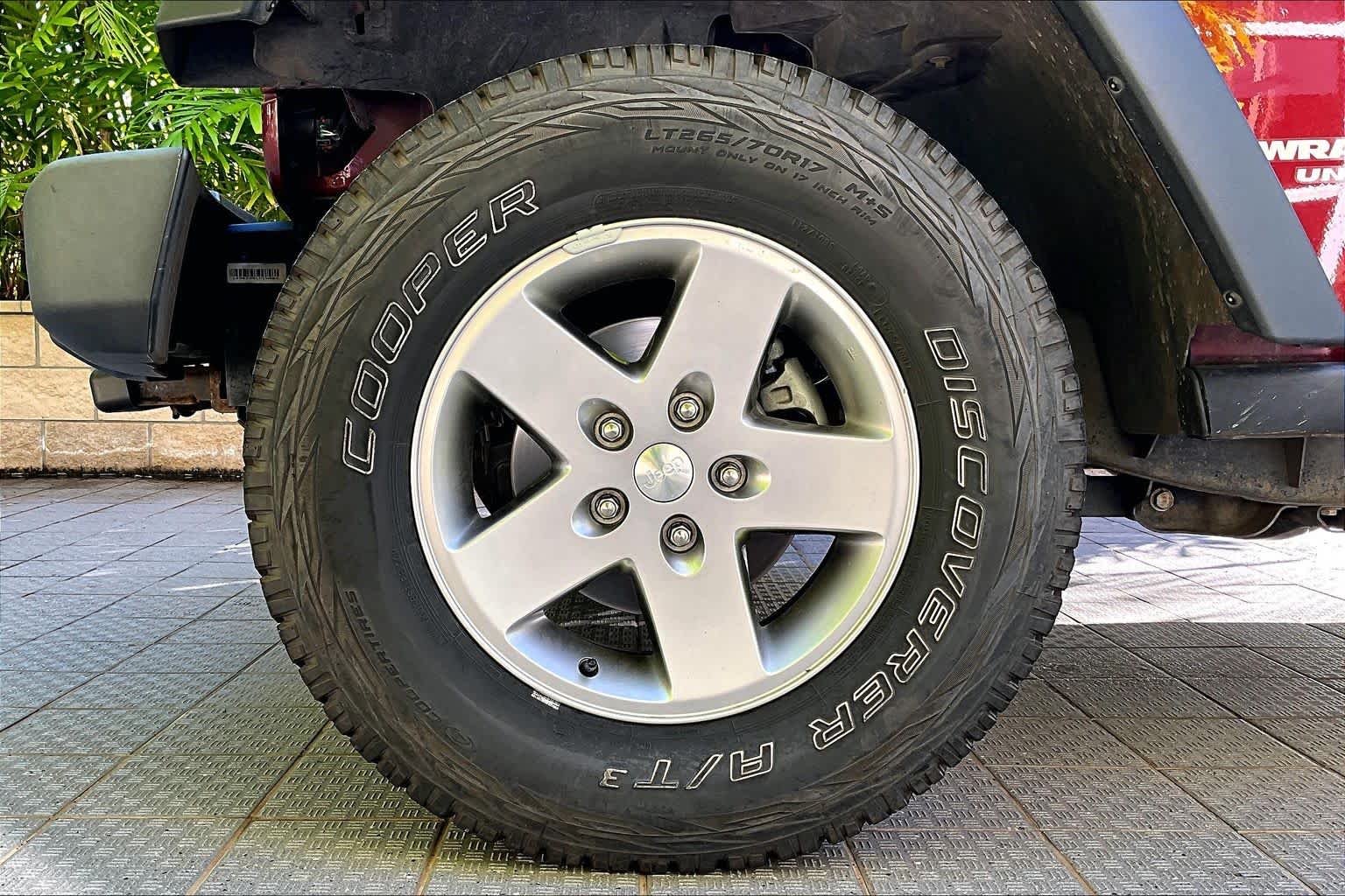 Thumbnail: 2010 Jeep Wrangler - 9