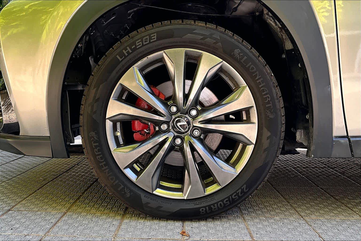 Thumbnail: 2020 Lexus UX - 9