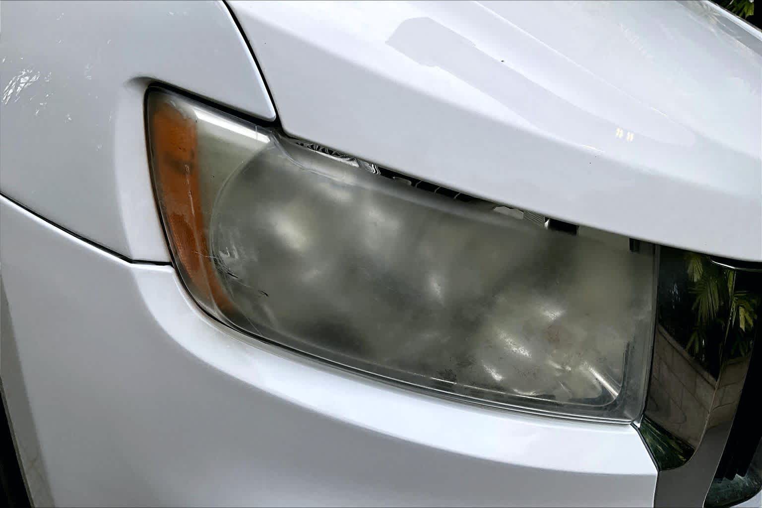 Thumbnail: 2011 Jeep Grand Cherokee - 32