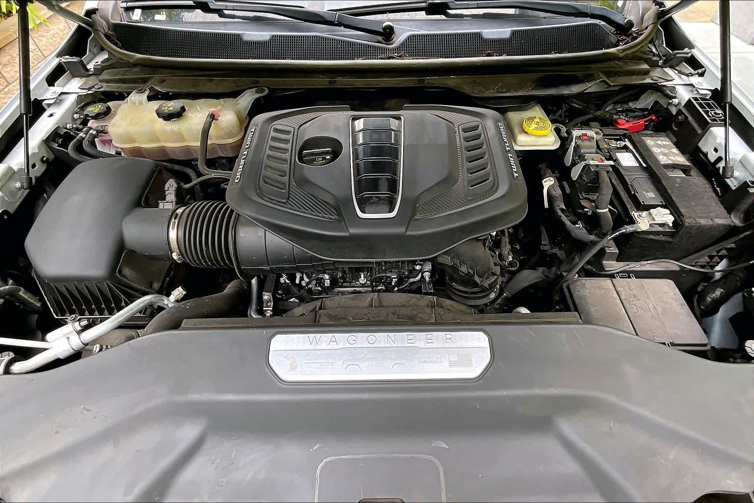 Thumbnail: 2023 Jeep Grand Wagoneer - 10